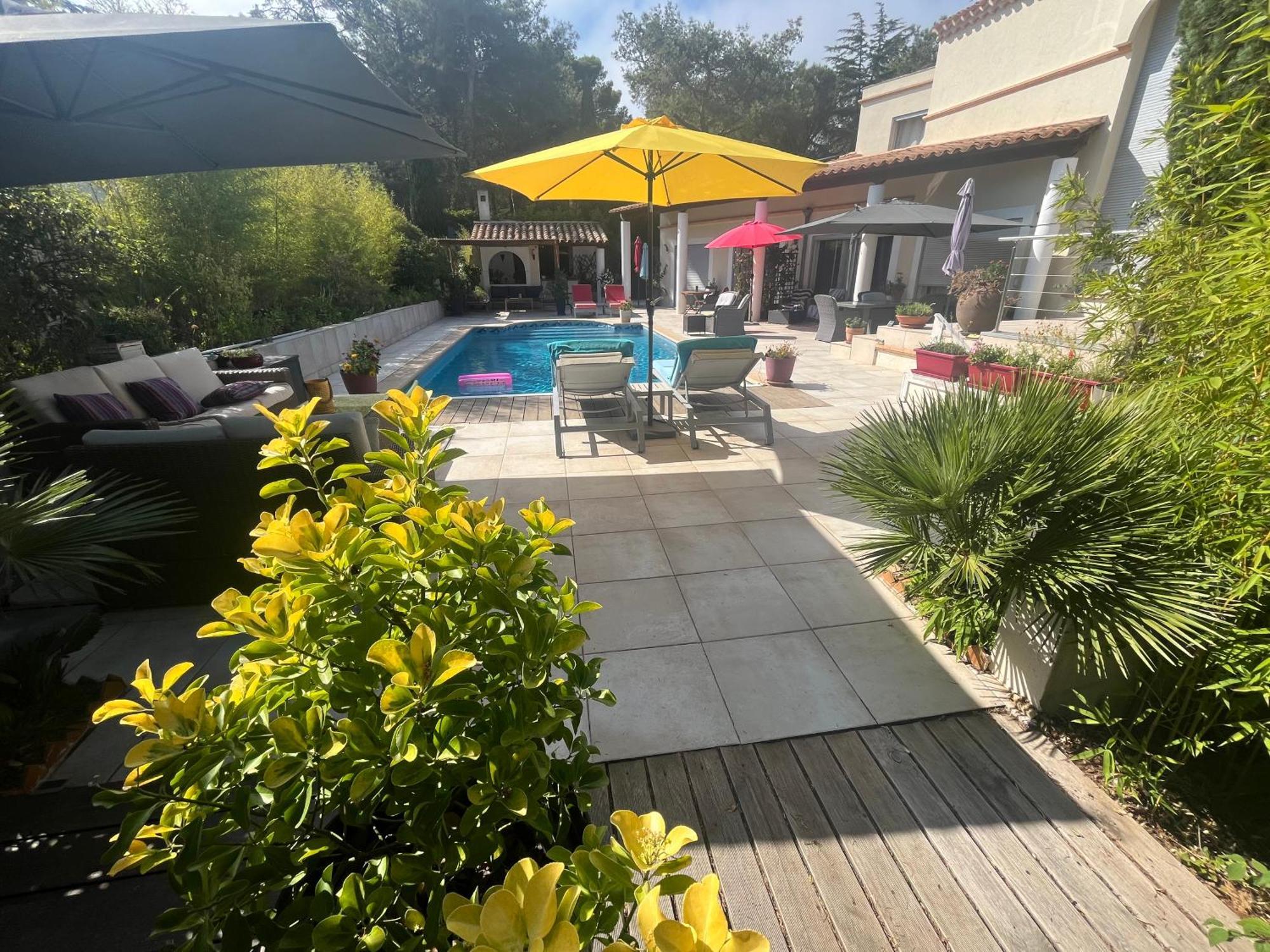 Villa Bella Sun&SPA, Piscine&jacuzzi privés, Suites d'Exception Exclusivement Couple * Agde